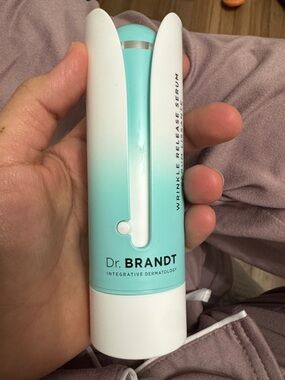 Dr. Brandt Mint Green and White Wrinkle Release Serum Dispenser